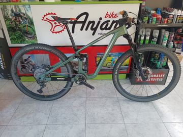 Used Conor Thunder 2022 Mountainbike, Green — image 1 of 5