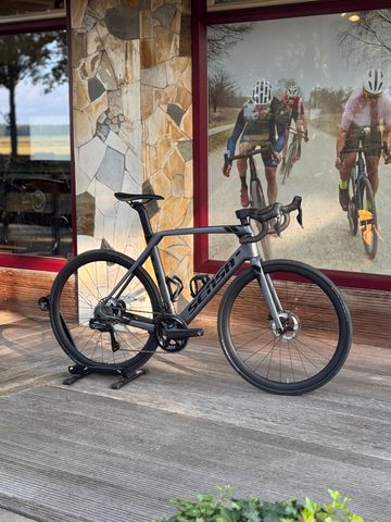 Sensa Giulia Shimano Ultegra Di2 2023 Road & Gravel usato, Nero — immagine 2 di 7