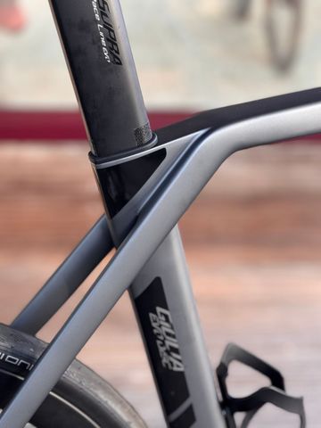 Sensa Giulia Shimano Ultegra Di2 2023 Road & Gravel usato, Nero — immagine 3 di 7