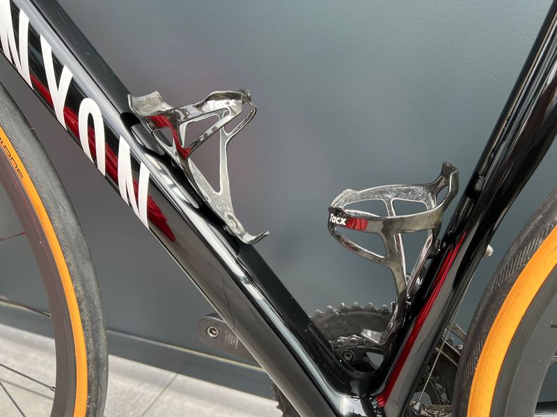 Canyon Ultimate SLX 2019 Road & Gravel d'occasion — image 5 sur 15