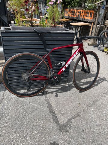 Used Trek Madone SL 6 Gen 8 2025 2025 Road & Gravel