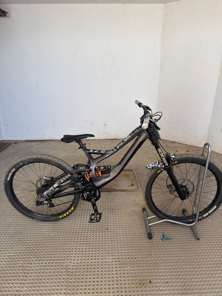 スペシャライズド Demo8 2018年モデル cycleparadisestore_cpj-