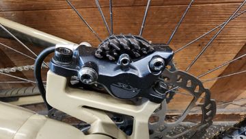 Tweedehands Commencal META TR 29 ESSENTIAL 2022 2022 Mountainbike — afbeelding 8 van 9