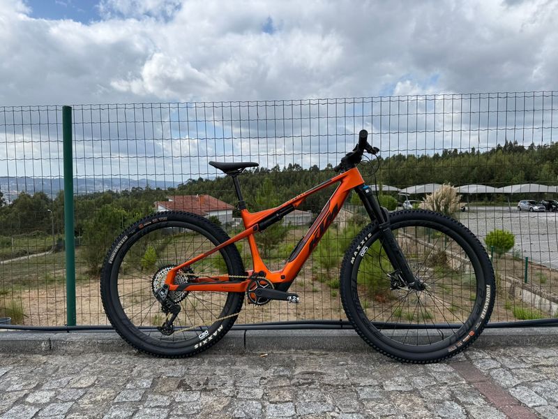 KTM Macina Scarp SX Master 2025 MTB d'occasion