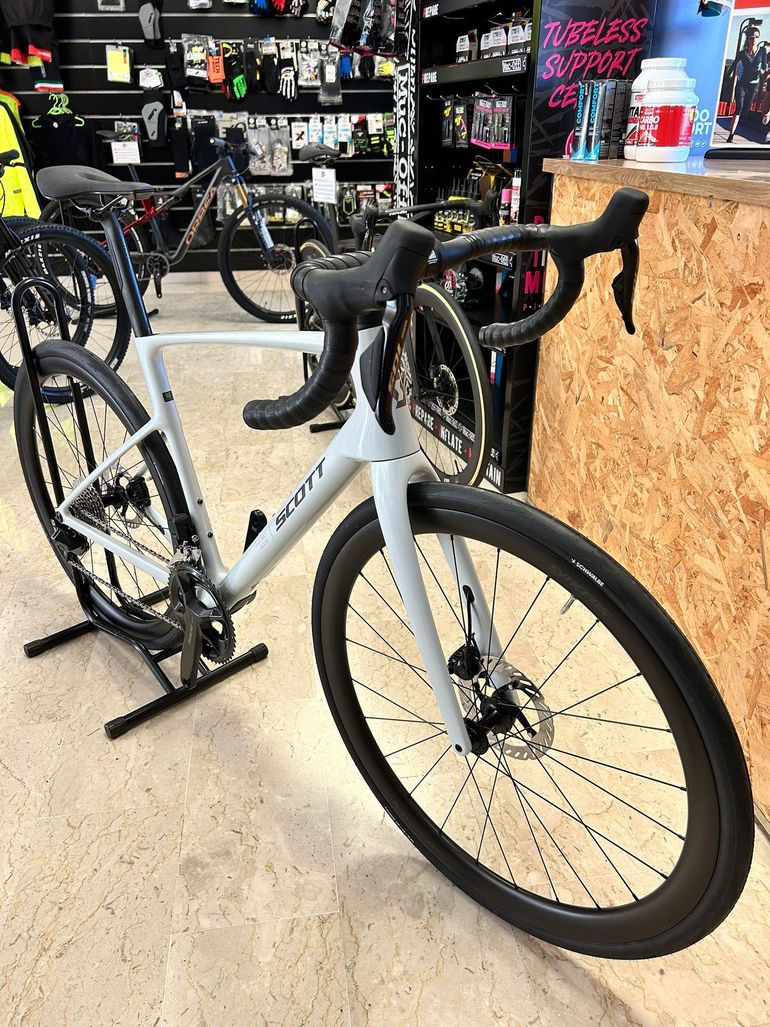 Scott BICI SCOTT ADDICT 30 (2026) 2025