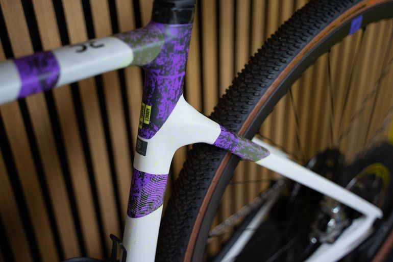Used Scott Addict Gravel RC 2024 2024 Road & Gravel, White — image 15 of 15