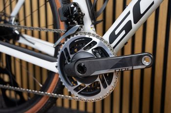 Used Scott Addict Gravel RC 2024 2024 Road & Gravel, White — image 4 of 15
