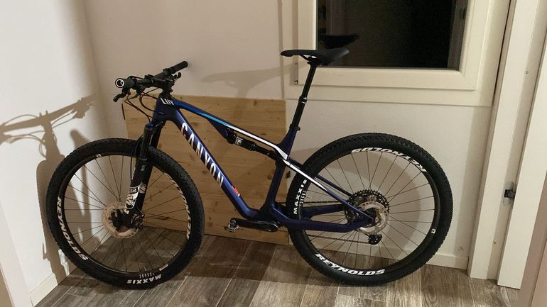 Canyon Lux CF 7 2022