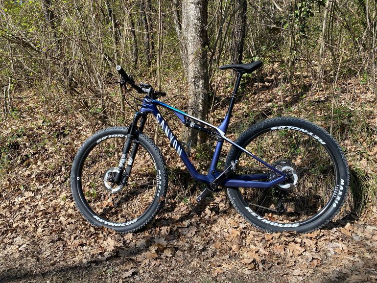 Canyon Lux CF 2022 2022