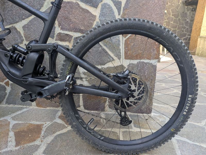 Specialized Enduro Expert 2024 2024 Mountainbike d'occasion — image 2 sur 9