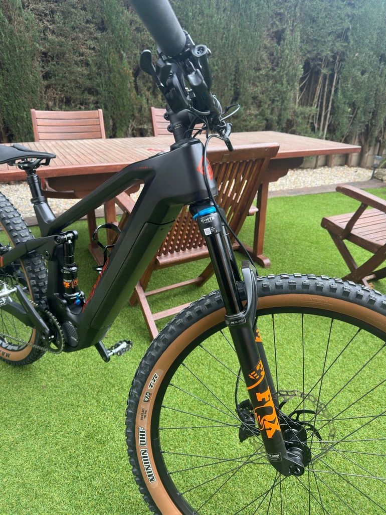 Megamo CRAVE CRB 05 2022 2022