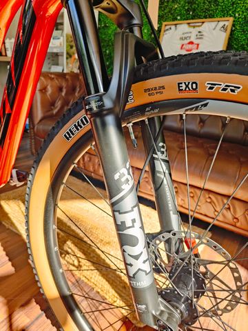 Gebrauchtes KTM SCARP ELITE AXS 2023 2023 Mountainbike, Rot, 700 — Bild 4 von 4