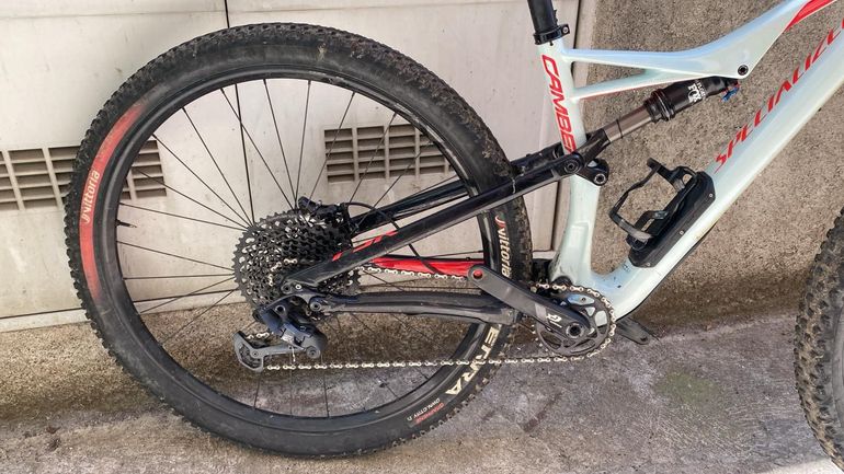 Used Specialized Camber Pro Carbon 29 2017 2017 Mountainbike, Hellgrau, 29 — image 9 of 10