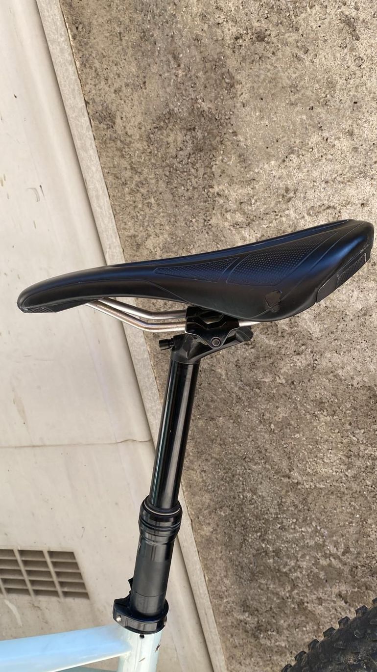 Used Specialized Camber Pro Carbon 29 2017 2017 Mountainbike, Hellgrau, 29 — image 2 of 10