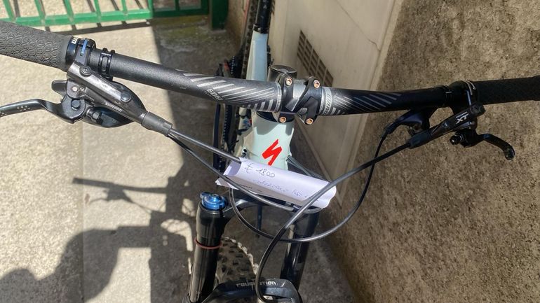 Used Specialized Camber Pro Carbon 29 2017 2017 Mountainbike, Hellgrau, 29 — image 6 of 10