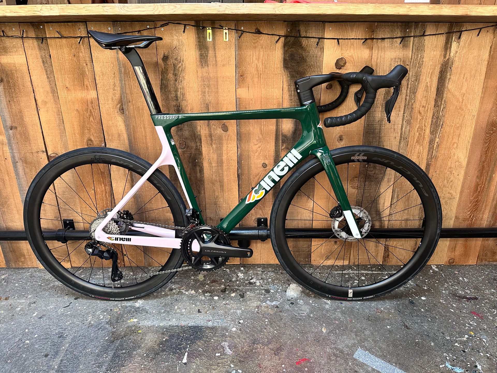 Cinelli Pressure II 2025