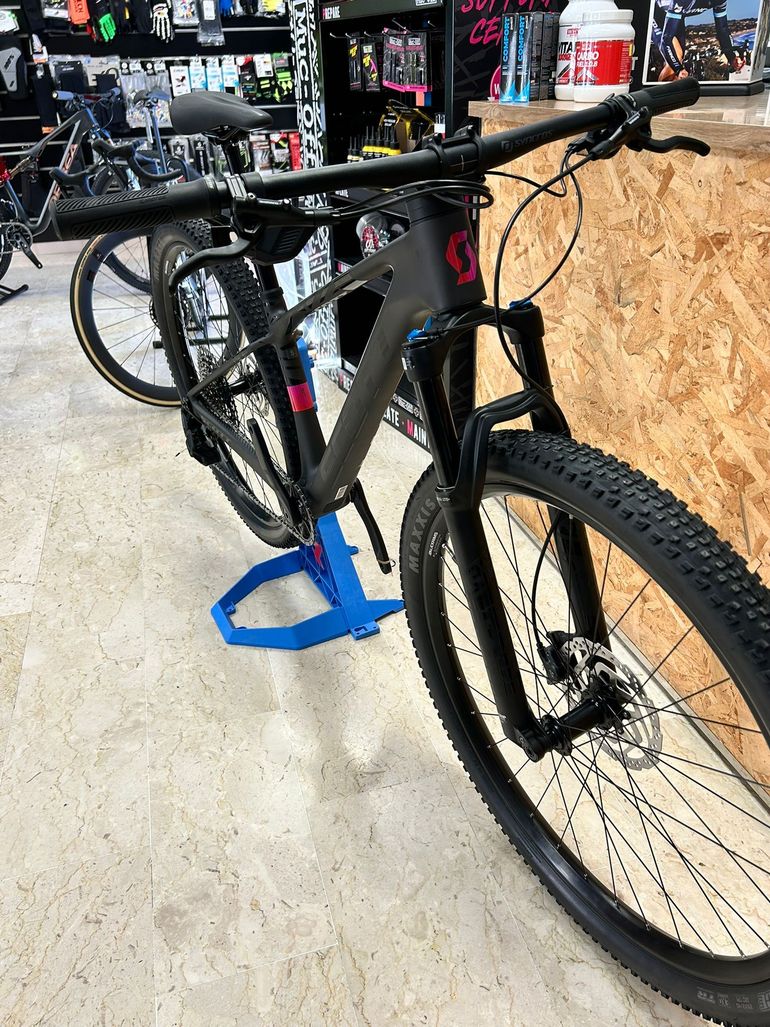 Scott BICI SCOTT SCALE 910 (2026) 2025