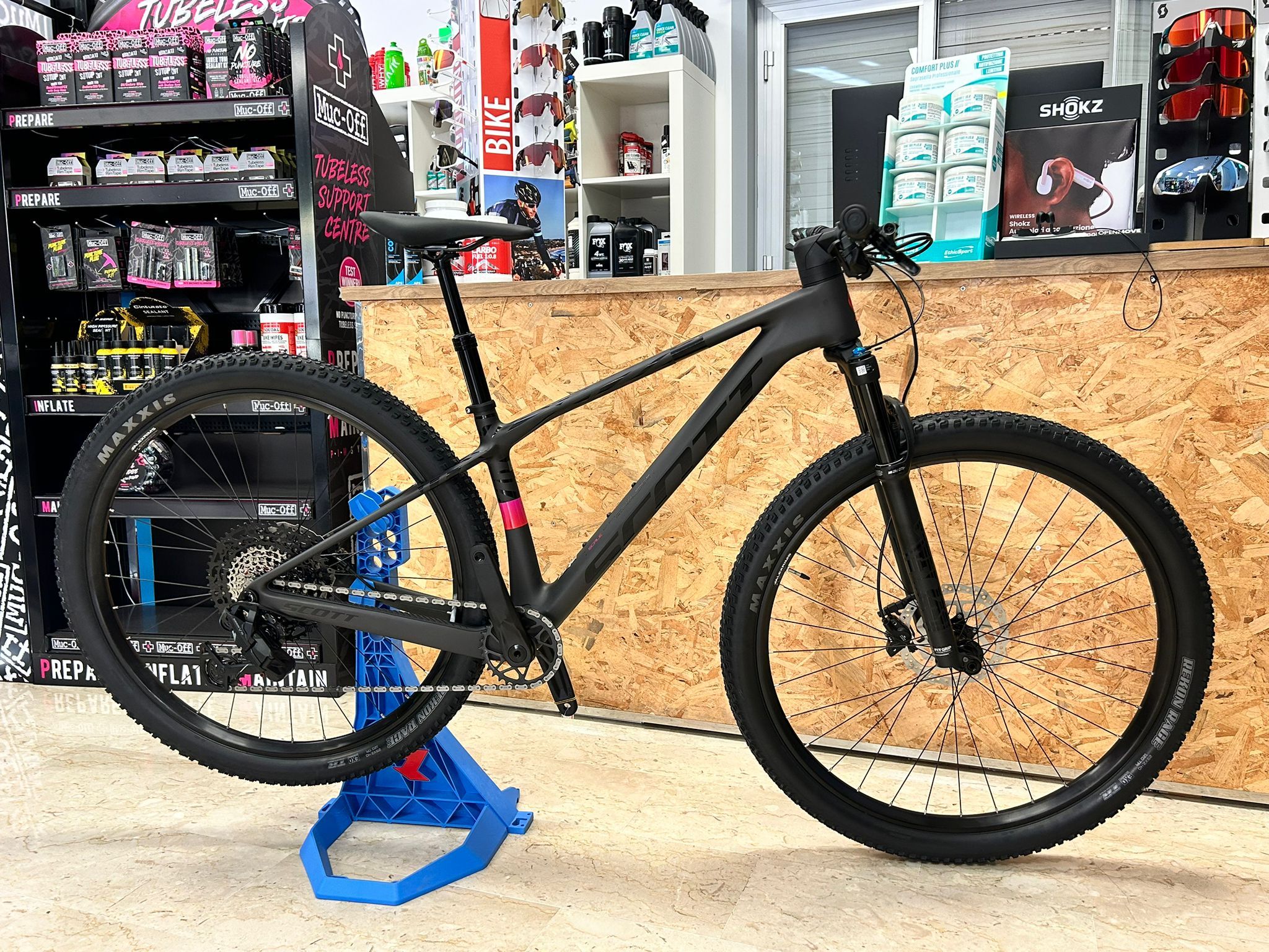 Scott BICI SCOTT SCALE 910 (2026) 2025