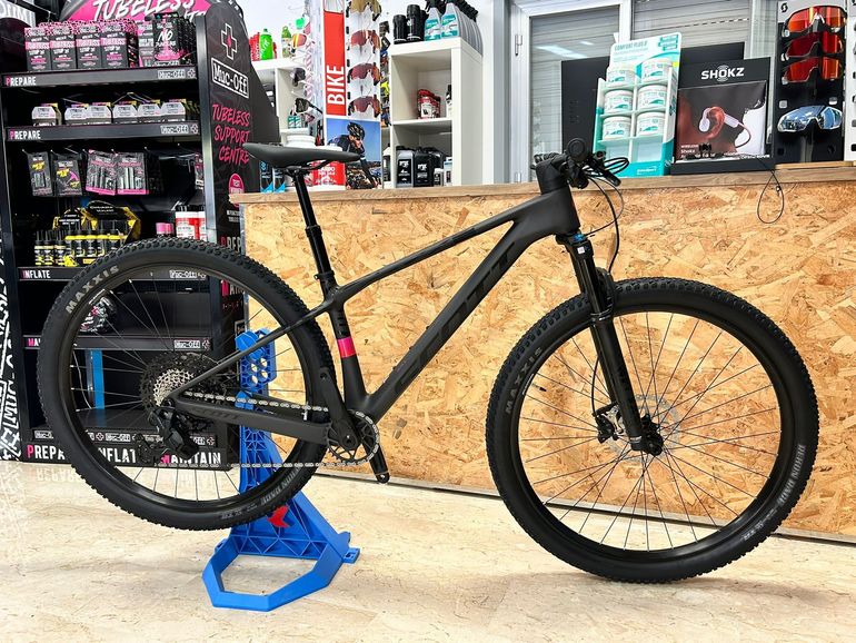 Scott BICI SCOTT SCALE 910 (2026) 2025