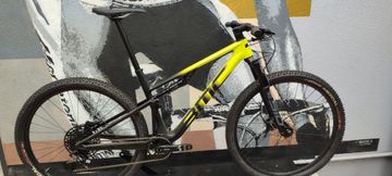 BMC Fourstroke FOUR 2024 2024 Mountainbike d'occasion — image 5 sur 5