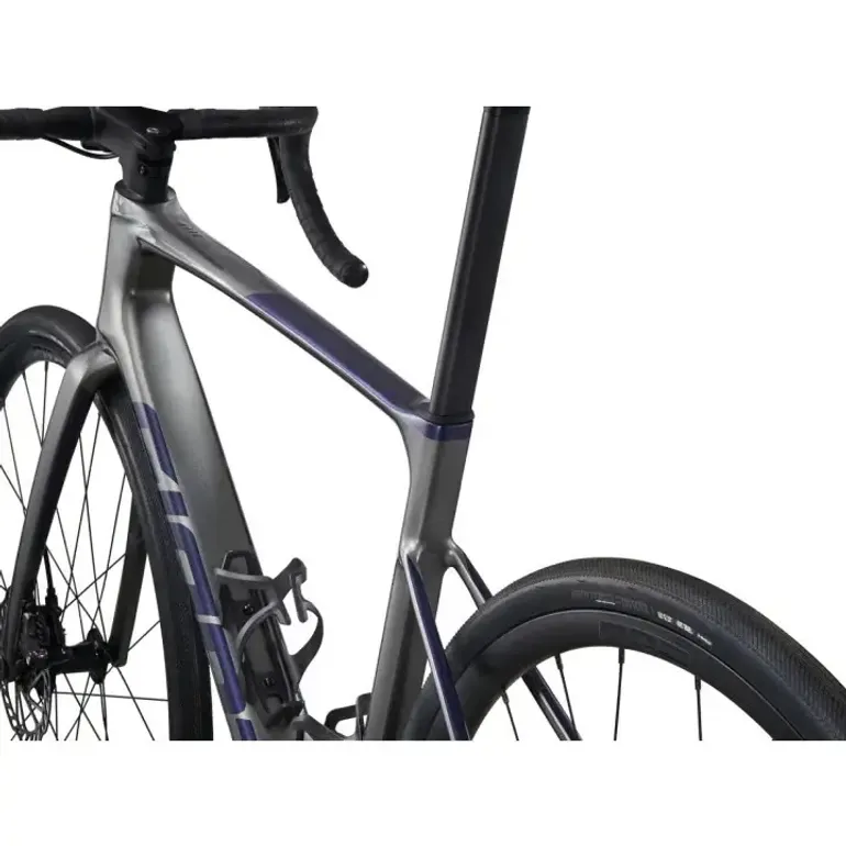 Used Giant Defy Advanced 1 2024 2024 Road & Gravel — image 8 of 10
