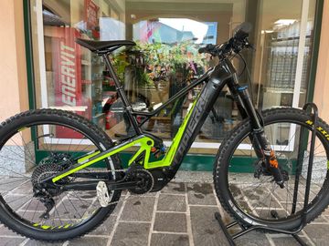 Used Lapierre Overvolt Shimano Deore XT 2018 Mountainbike, Black — image 7 of 10