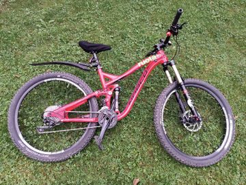Used Norco Sight Alloy 7.1 2014 2014 Mountainbike, Red, 27.5 — image 2 of 5