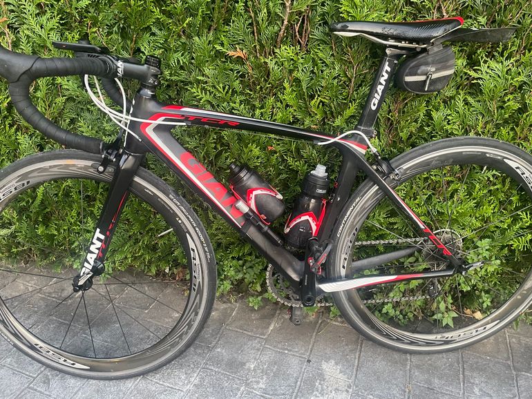 ロードバイクGIANT TCR composite2 Giant TCR Composite 2 Road Bike user reviews : 4.2 out of 5
