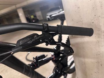 Used Canyon Torque 29 CF 7 2022 2022 Mountainbike, Black, 29 — image 7 of 8