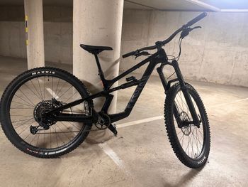 Canyon Torque 29 CF 7 2022 2022 MTB usato