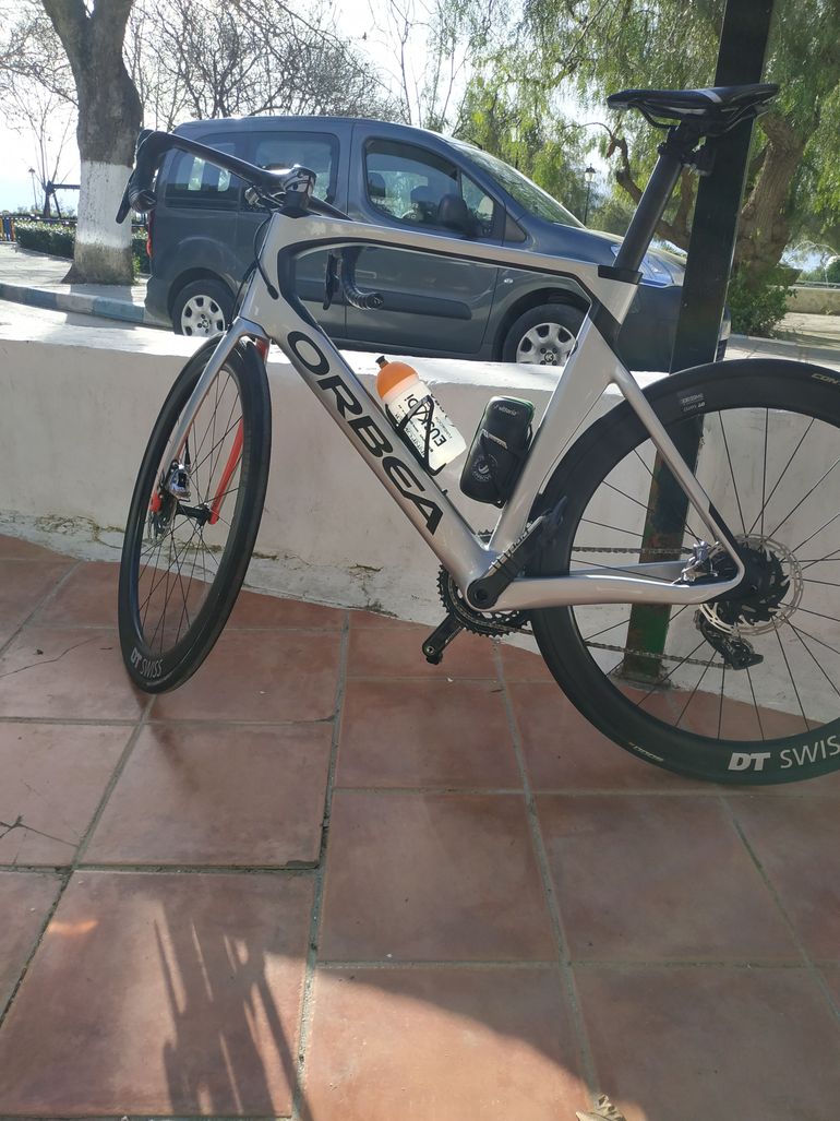 Used Orbea Orca SRAM Red eTap AXS 2020 Road & Gravel, Light Gray — image 1 of 11