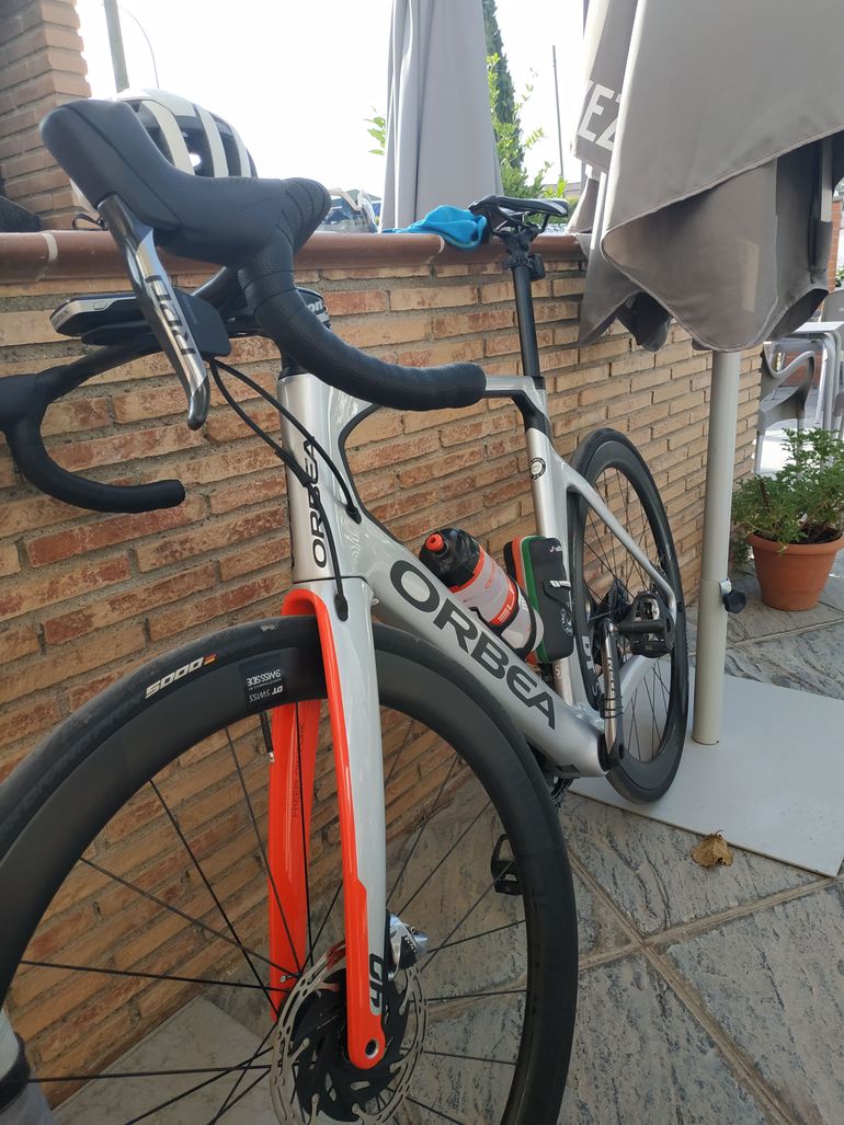 Used Orbea Orca SRAM Red eTap AXS 2020 Road & Gravel, Light Gray — image 3 of 11