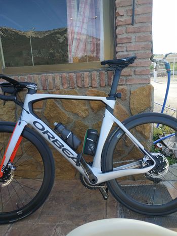 Used Orbea Orca SRAM Red eTap AXS 2020 Road & Gravel, Light Gray — image 6 of 11