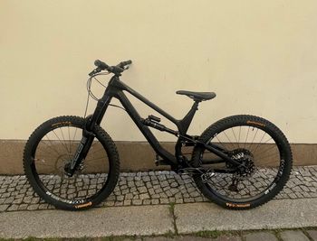 Canyon Torque CF 7 2021 2021 Mountainbike usato, Nero — immagine 2 di 17