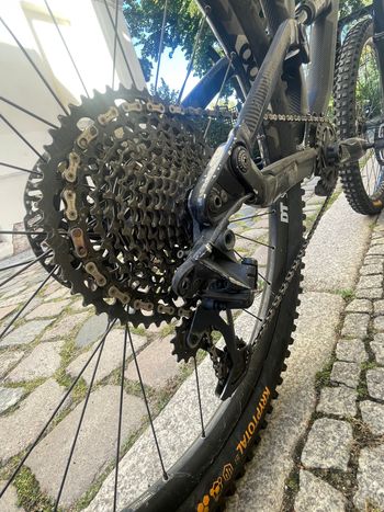 Canyon Torque CF 7 2021 2021 Mountainbike usato, Nero — immagine 14 di 17
