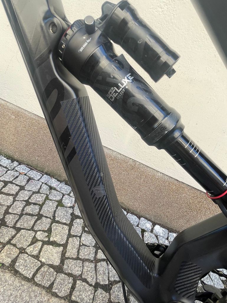 Canyon Torque CF 7 2021 2021 Mountainbike usato, Nero — immagine 5 di 17