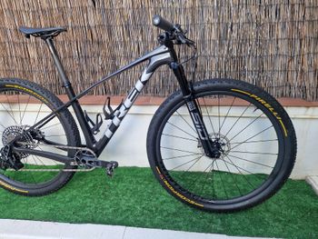 Used Trek Procaliber SRAM X0 Eagle AXS (T-Type) 2025 Mountainbike, Black, 29 — image 6 of 42