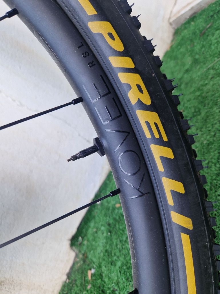 Used Trek Procaliber SRAM X0 Eagle AXS (T-Type) 2025 Mountainbike, Black, 29 — image 19 of 42
