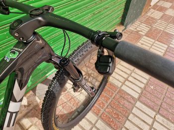 Used Trek Procaliber SRAM X0 Eagle AXS (T-Type) 2025 Mountainbike, Black, 29 — image 25 of 42