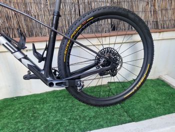 Used Trek Procaliber SRAM X0 Eagle AXS (T-Type) 2025 Mountainbike, Black, 29 — image 13 of 42