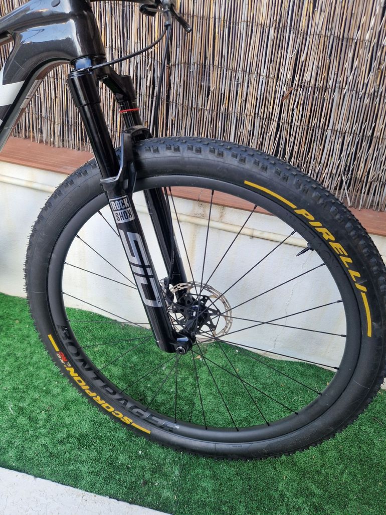 Used Trek Procaliber SRAM X0 Eagle AXS (T-Type) 2025 Mountainbike, Black, 29 — image 11 of 42