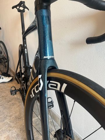 Brugt Scott Addict RC Pro 2024 2024 Road & Gravel — billede 7 af 14