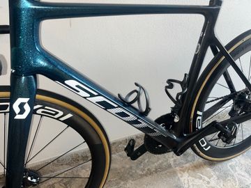 Brugt Scott Addict RC Pro 2024 2024 Road & Gravel — billede 14 af 14