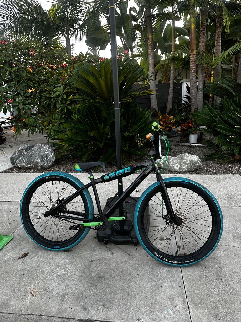 SE BIKES SE Bikes Maniacc Flyer BMX Bike 2019 2019