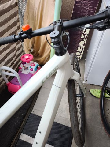 Used CUBE NULANE C:62 SLX 2025 2025 Road & Gravel, White — image 4 of 5