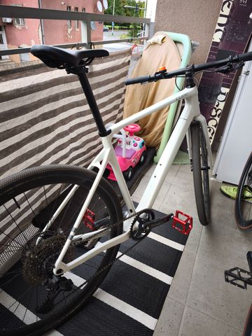 Used CUBE NULANE C:62 SLX 2025 2025 Road & Gravel, White — image 1 of 5
