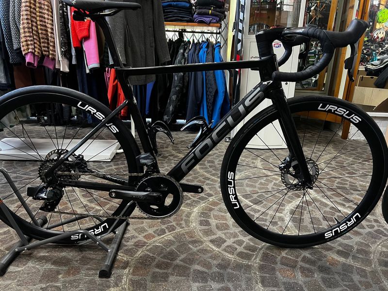 Used Focus IZALCO MAX 9.8 2022 2022 Road & Gravel