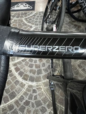 Brugt Focus IZALCO MAX 9.8 2022 2022 Road & Gravel — billede 3 af 7