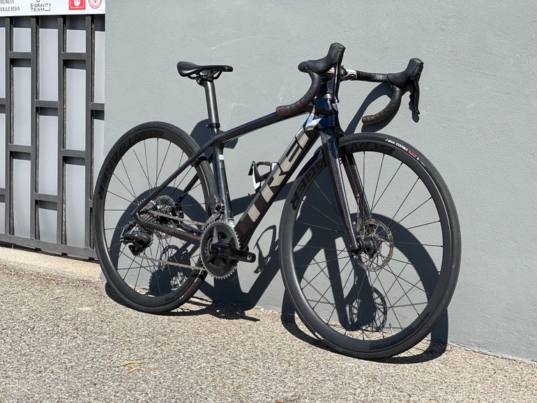 Used Trek Émonda SL 6 eTap 2022 2022 Road & Gravel, Schwarz — image 2 of 6