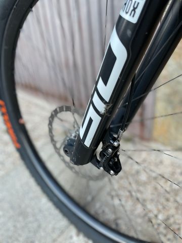 Used Specialized Epic 8 Pro 2024 2024 Mountainbike, Blue, 29 — image 16 of 16